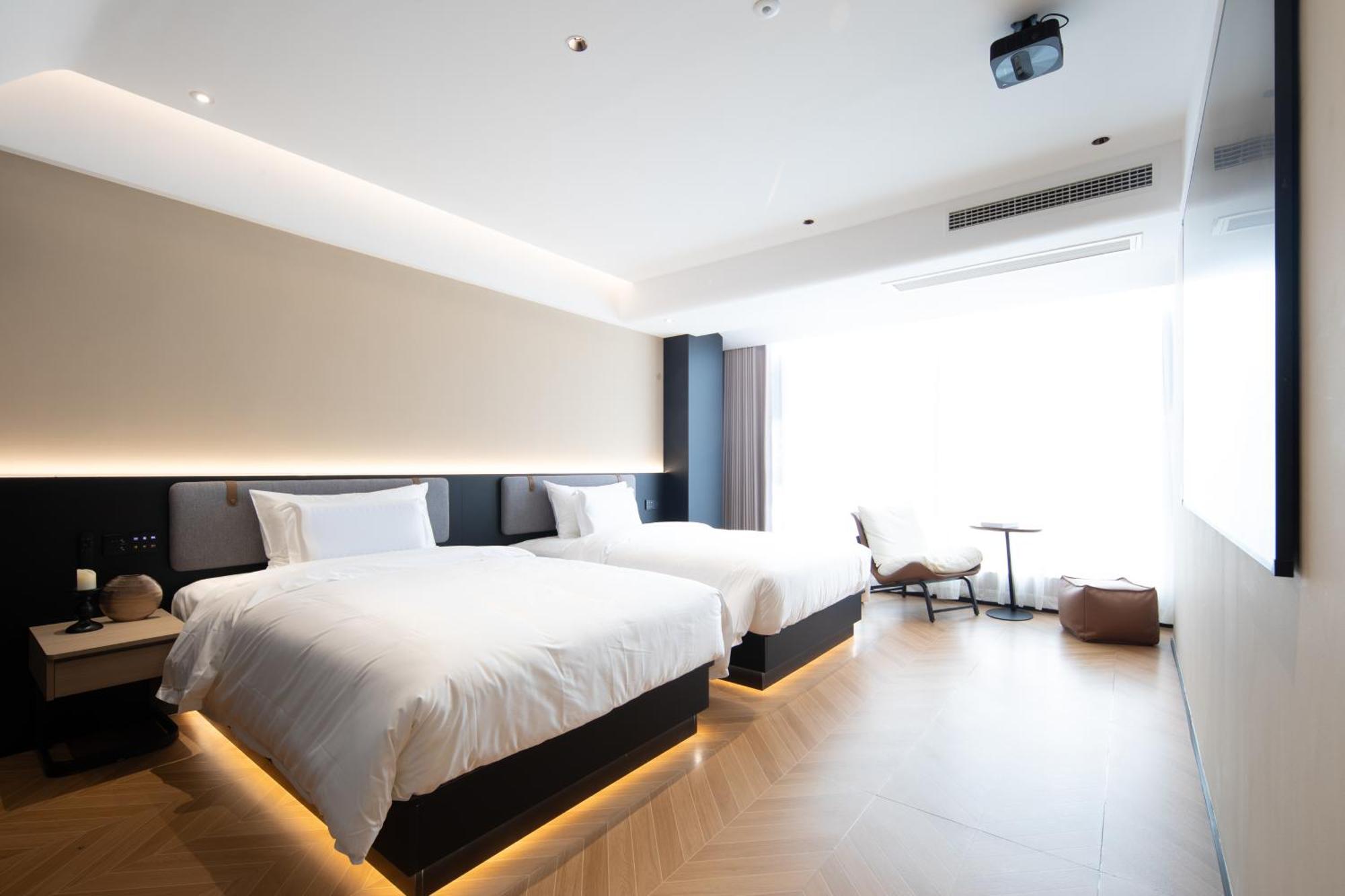See You Soon At The Ritz Rose Summer Hotel Санья Екстер'єр фото